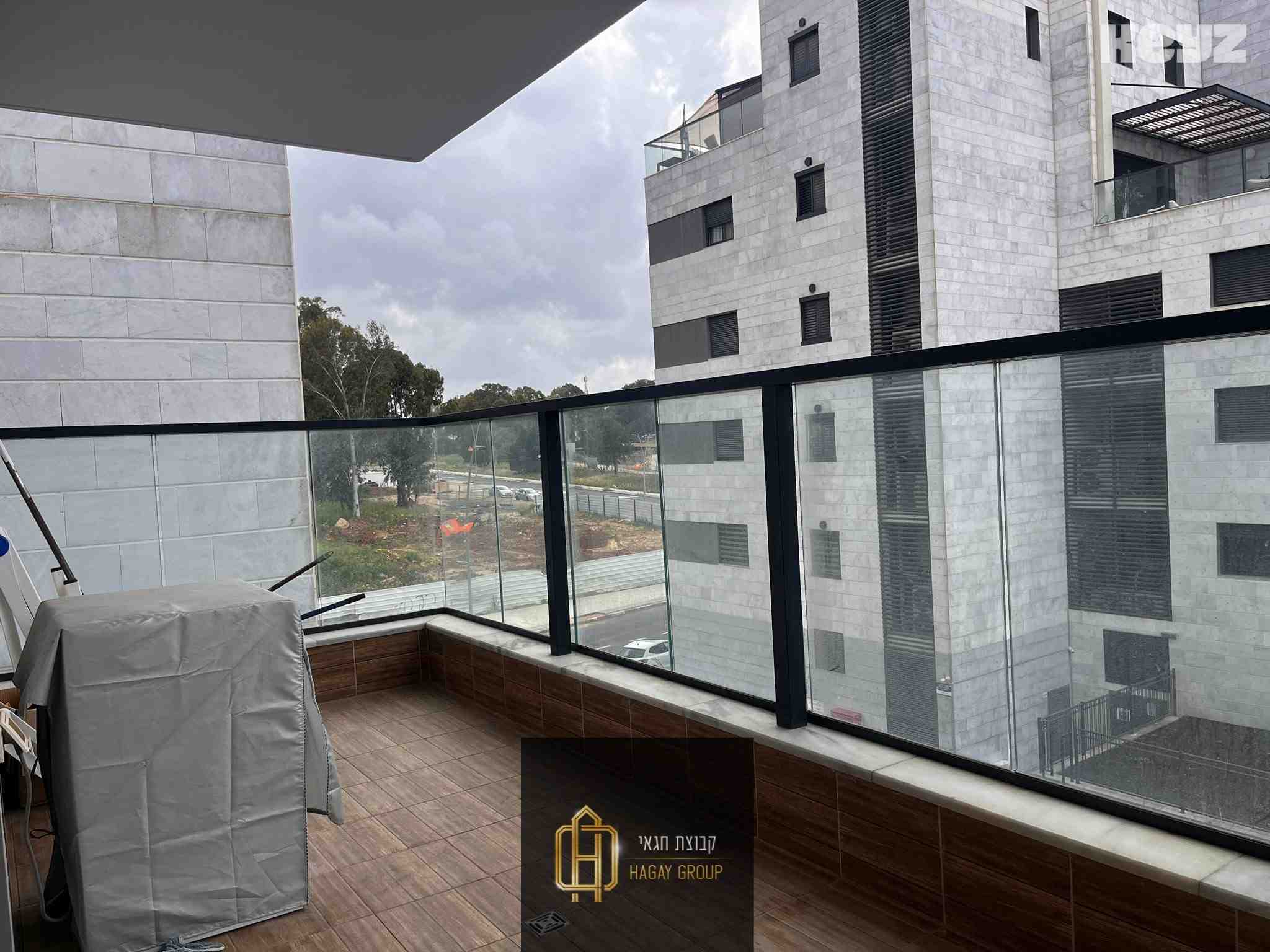 vehicle-4