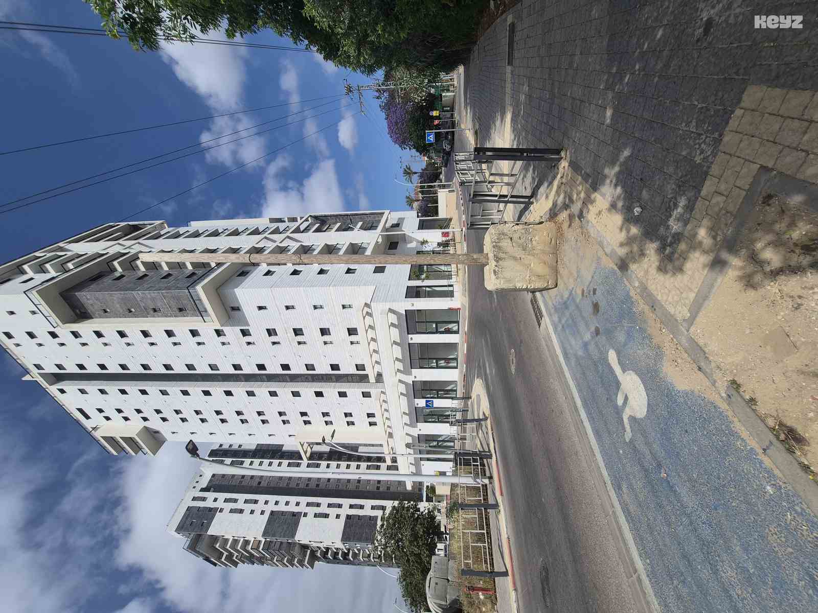 vehicle-8