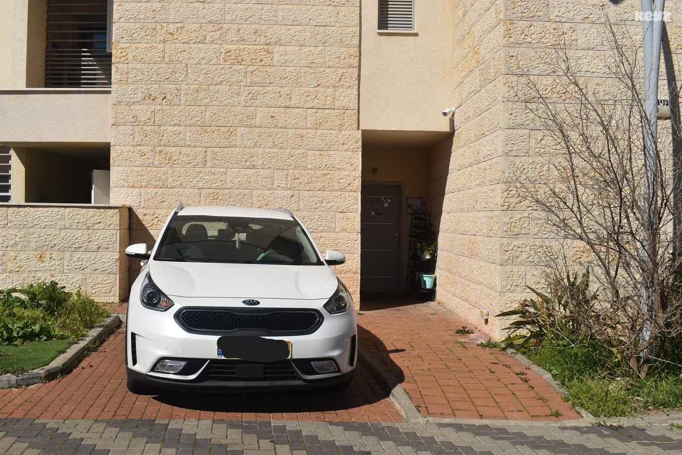 vehicle-4