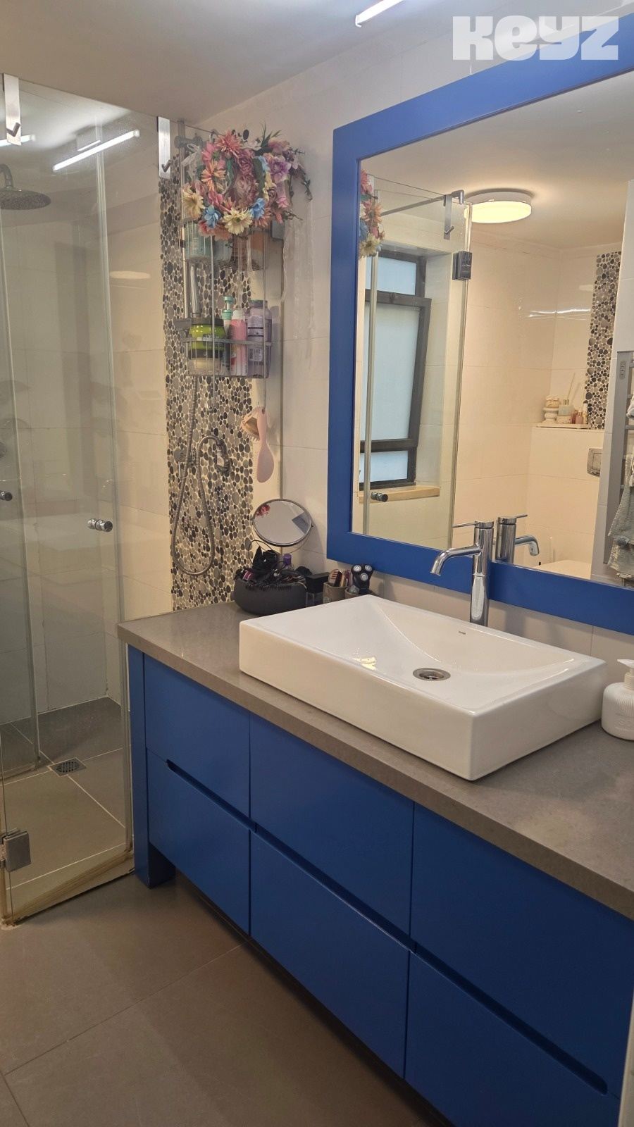 vehicle-4