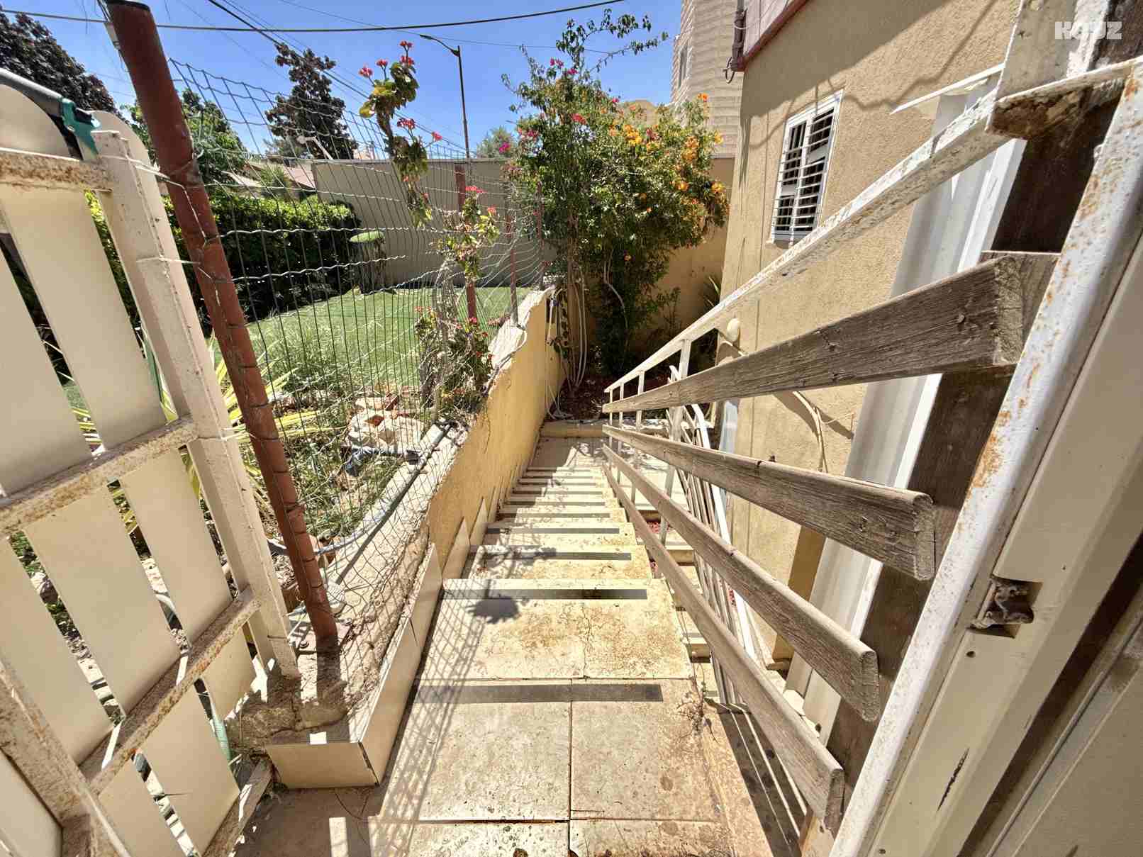 vehicle-1