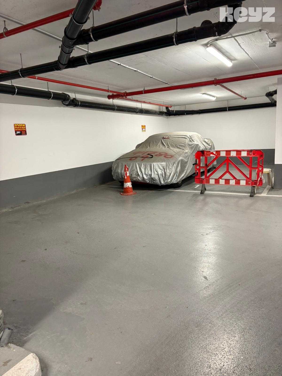 vehicle-9