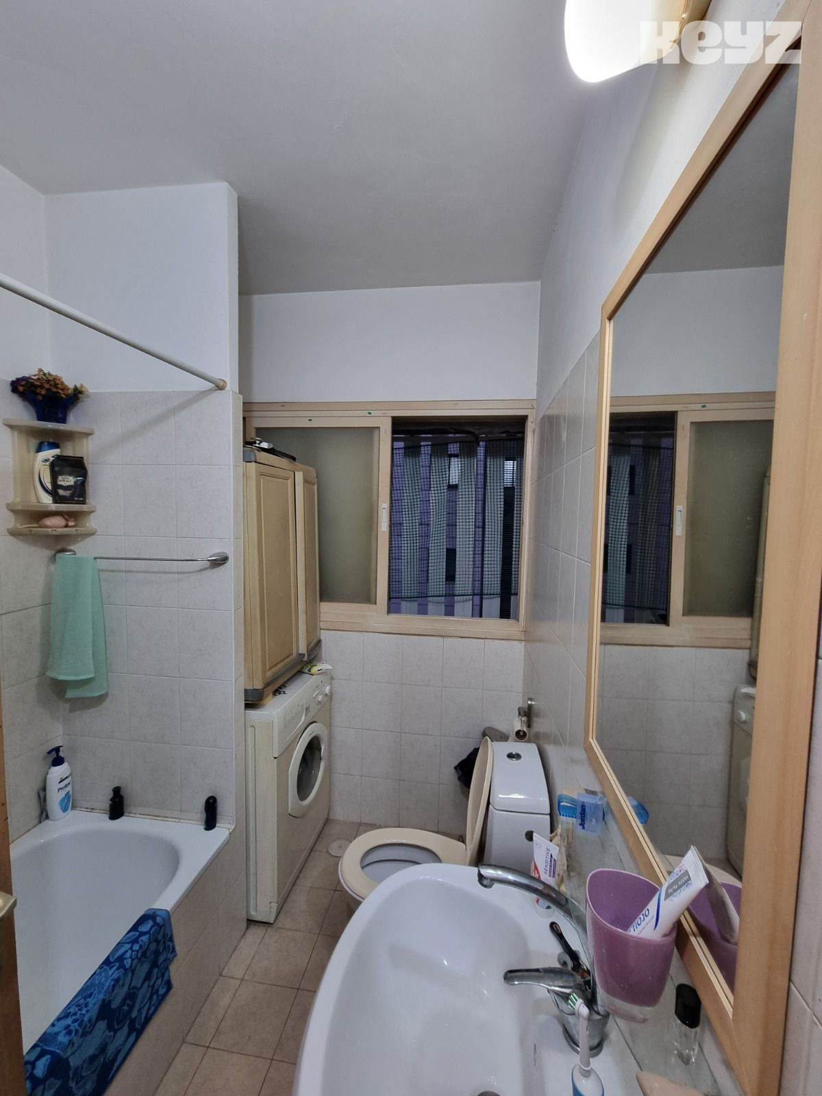 vehicle-8