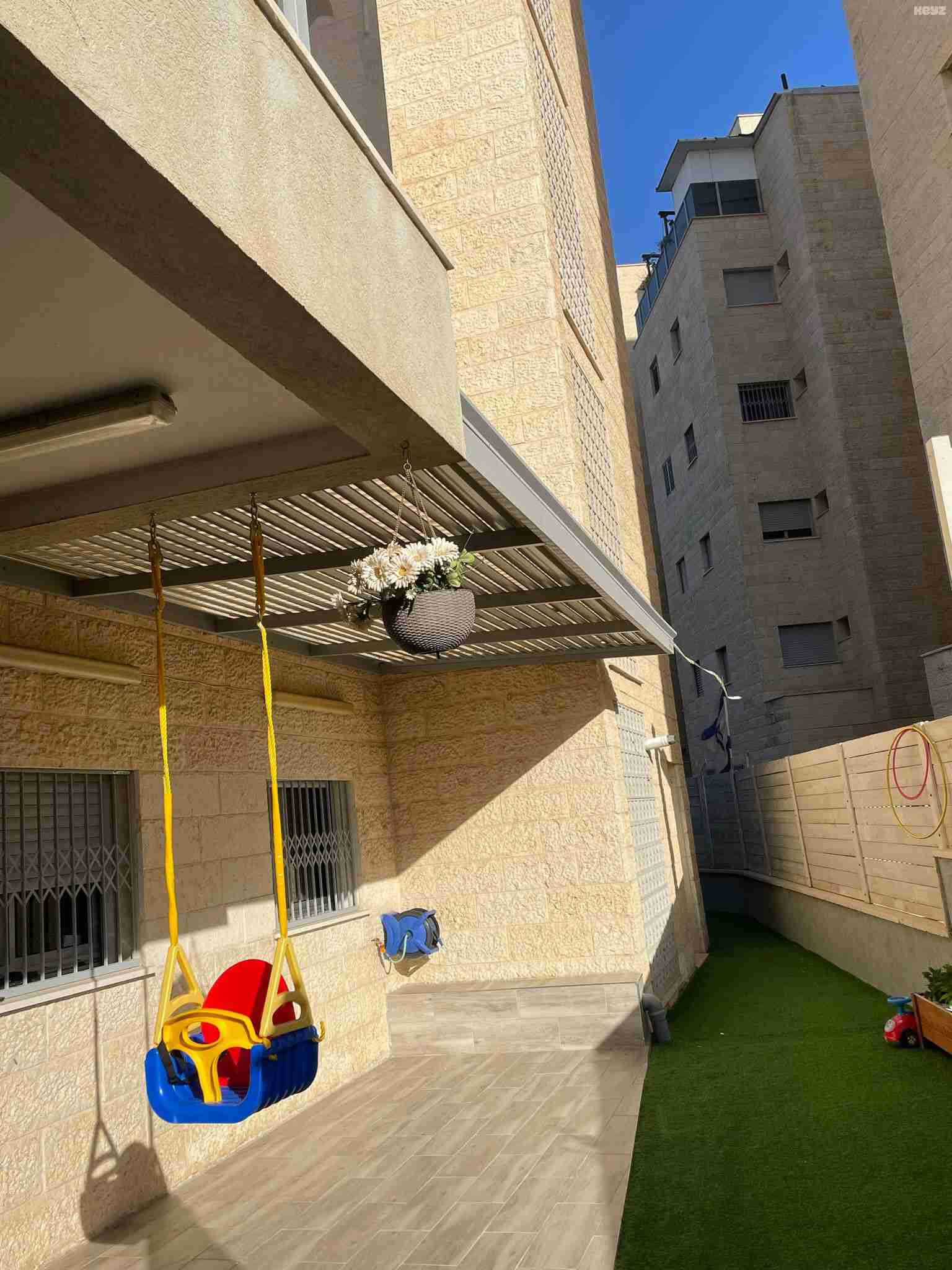 vehicle-5