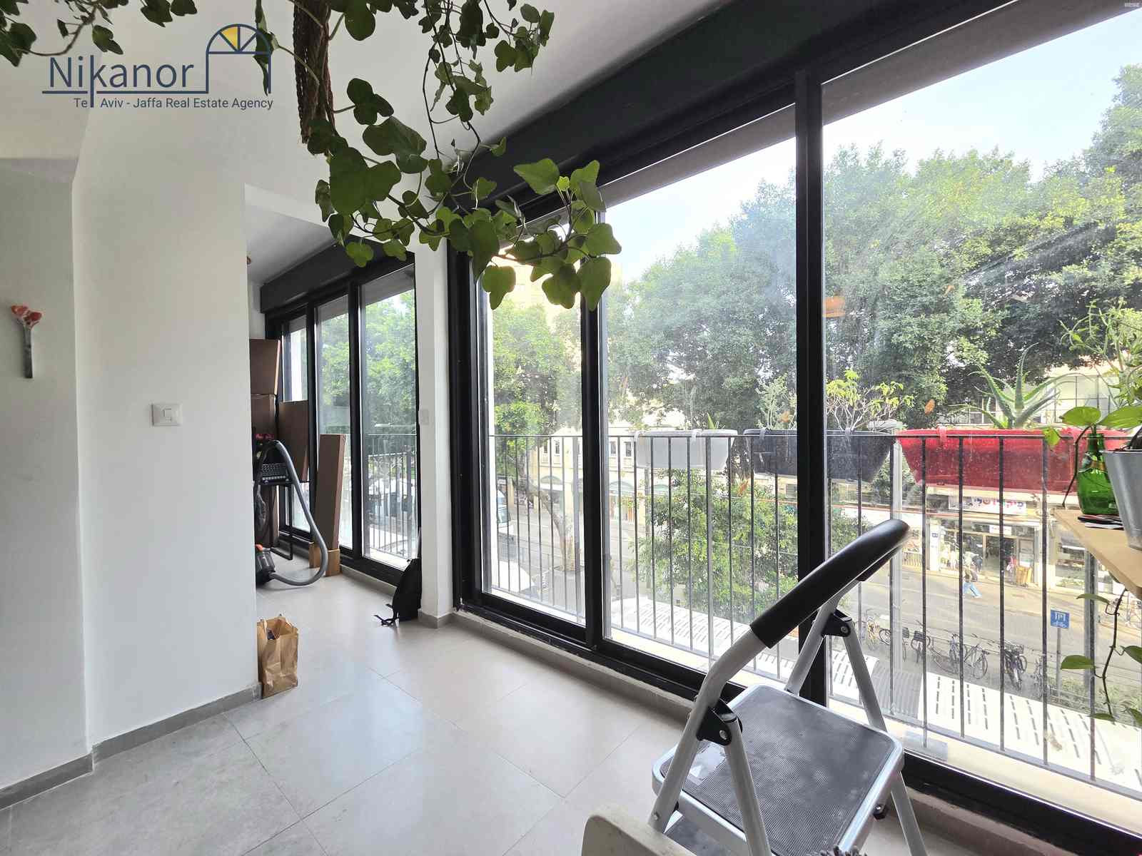 vehicle-2