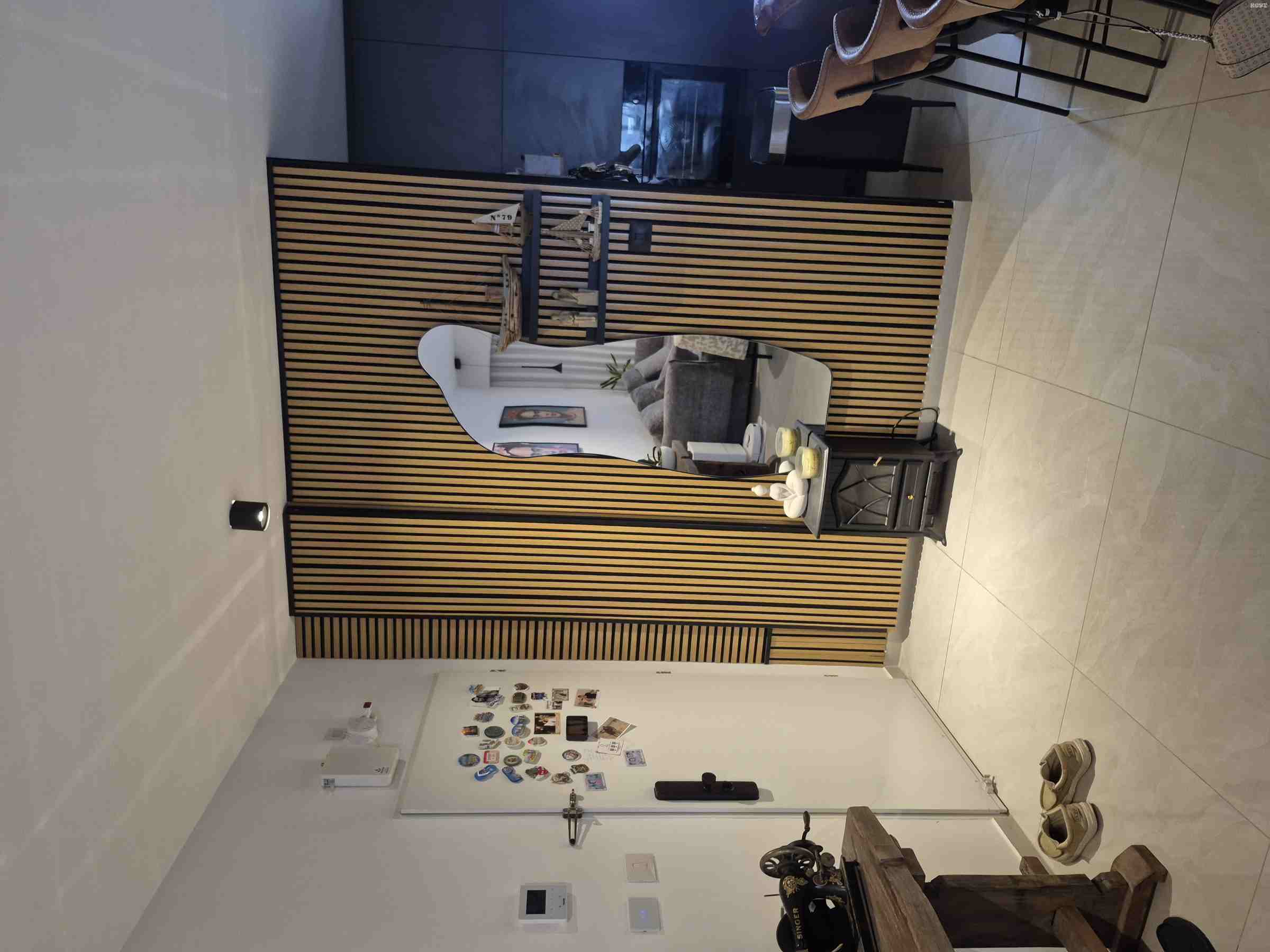 vehicle-4