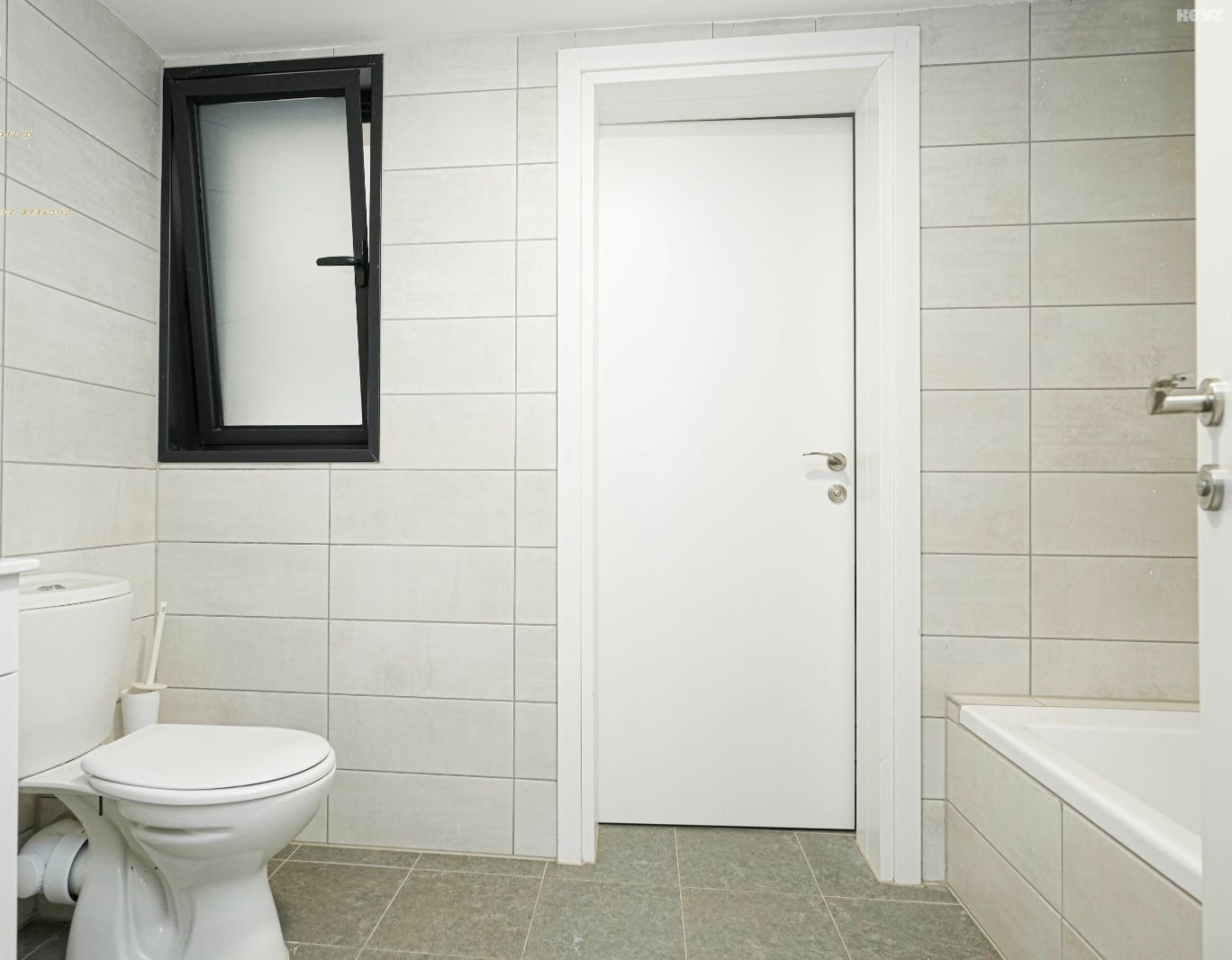 vehicle-4