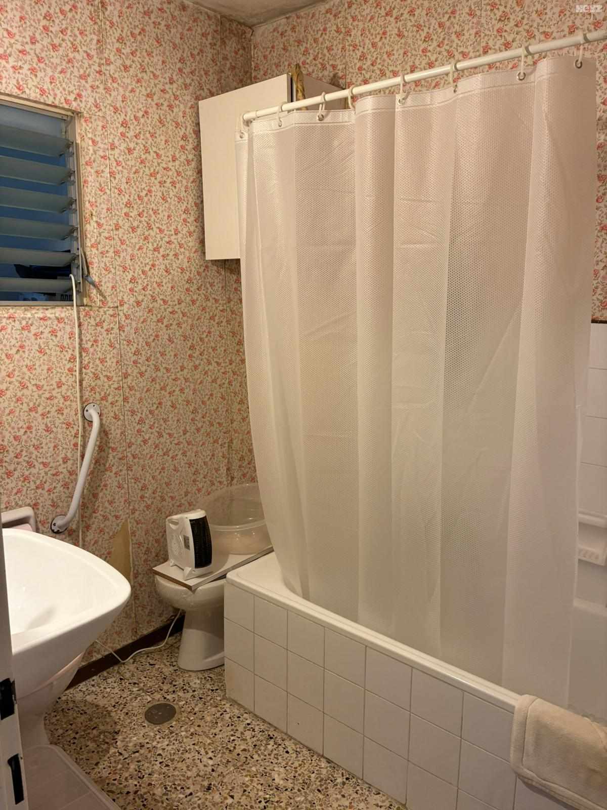 vehicle-9