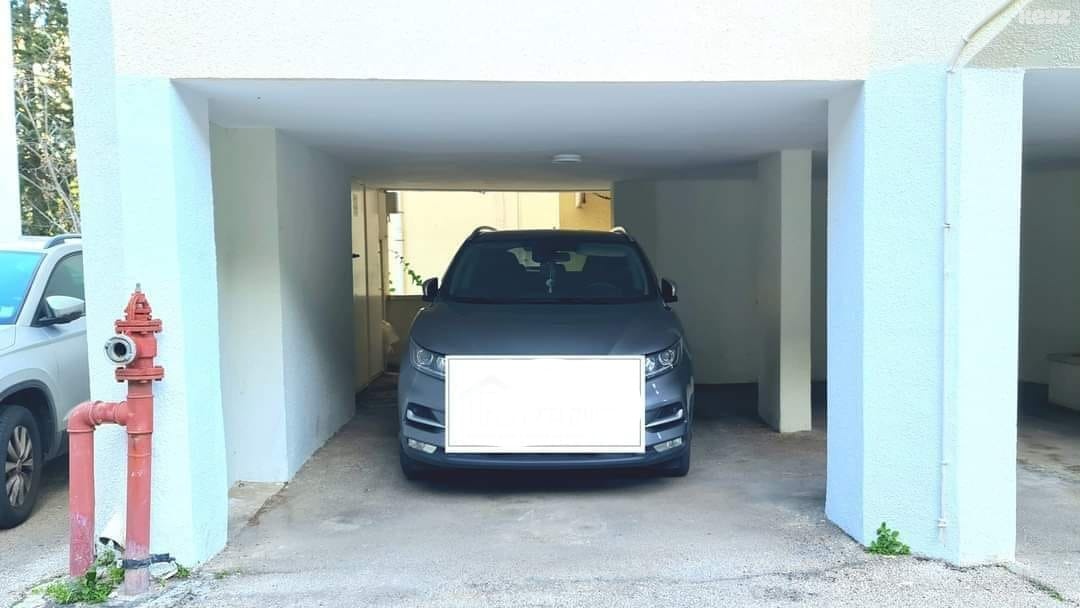 vehicle-5