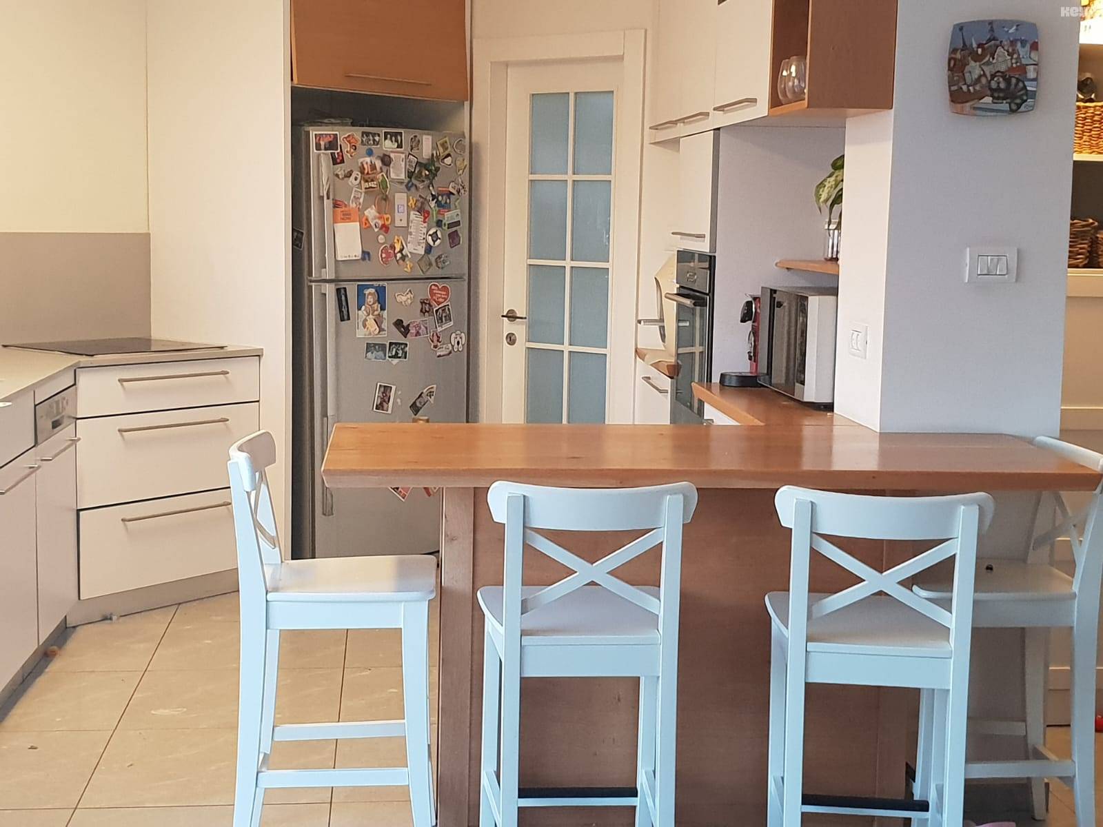vehicle-1