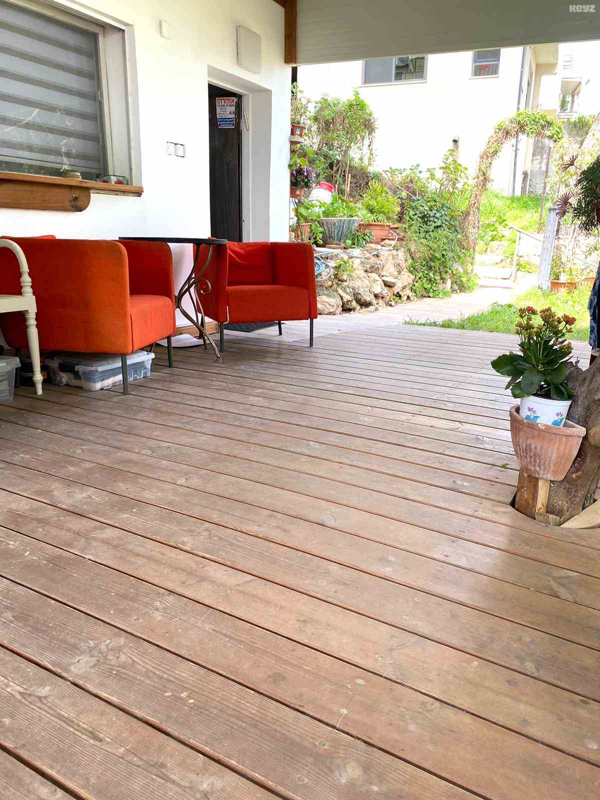 vehicle-4