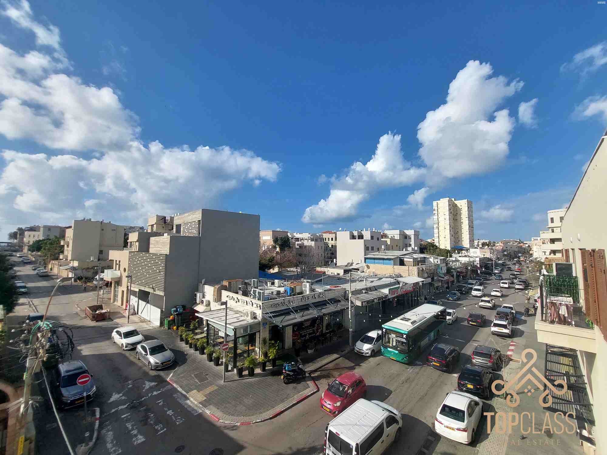 vehicle-10