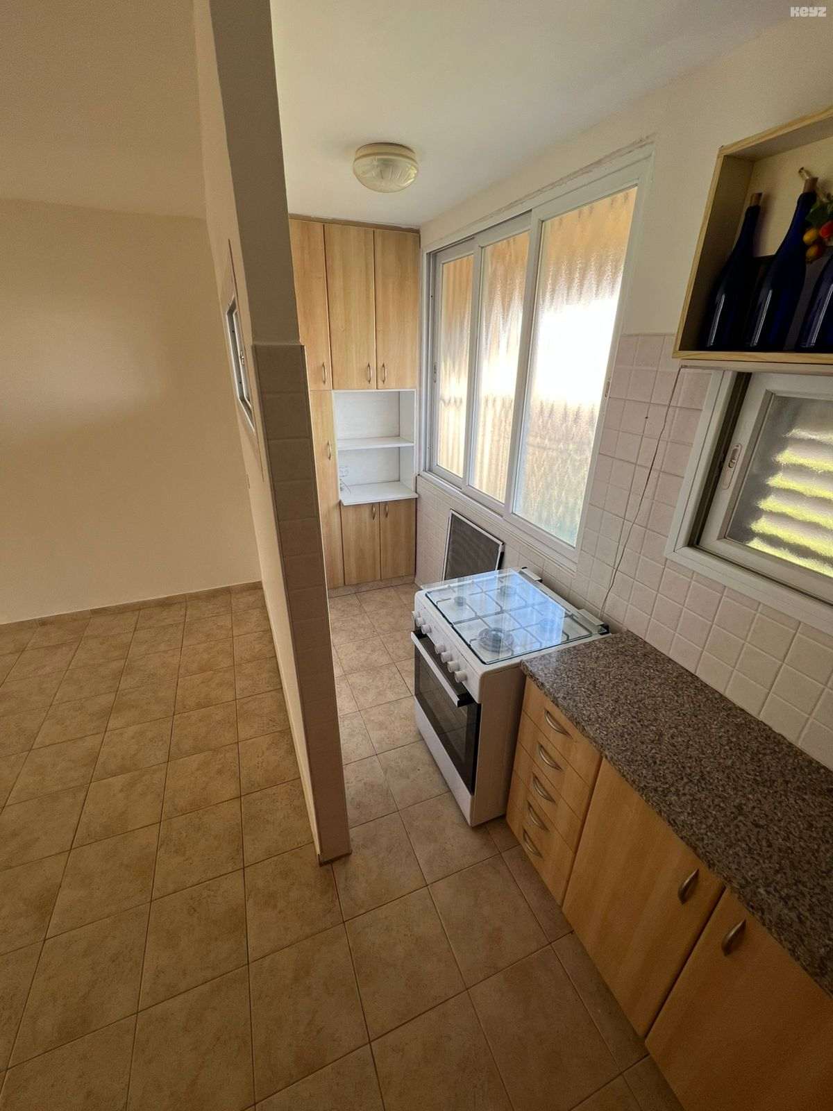 vehicle-14