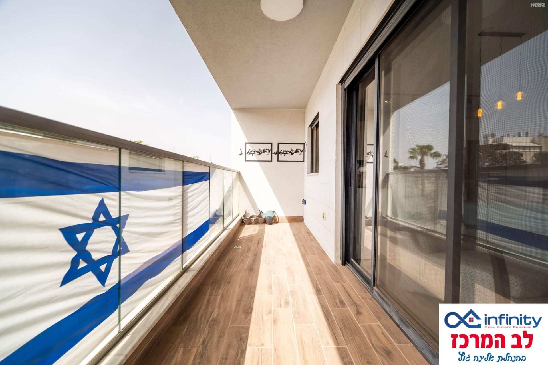 vehicle-21